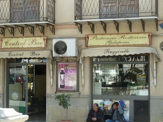 Central Bar Ruggirello