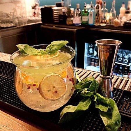 161 - Sushi & Burger