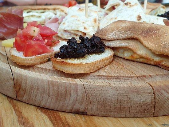 Cosmopolitan Food & Drink