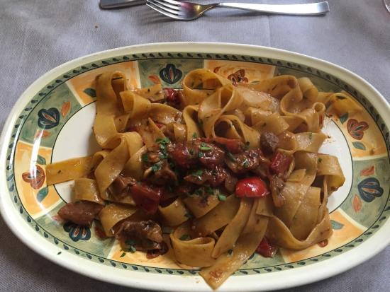 Pane Vino e Cumpanaggiu