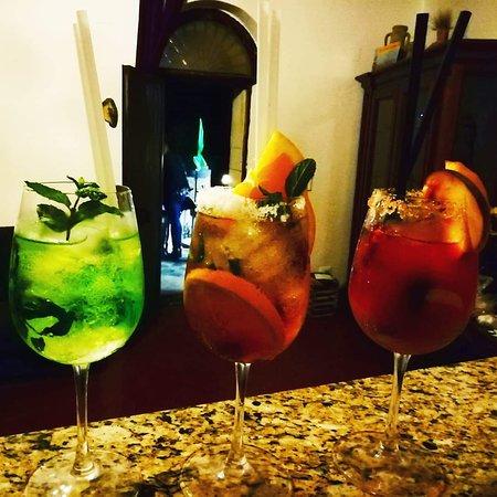 MonPa - Lounge & Winary Bar