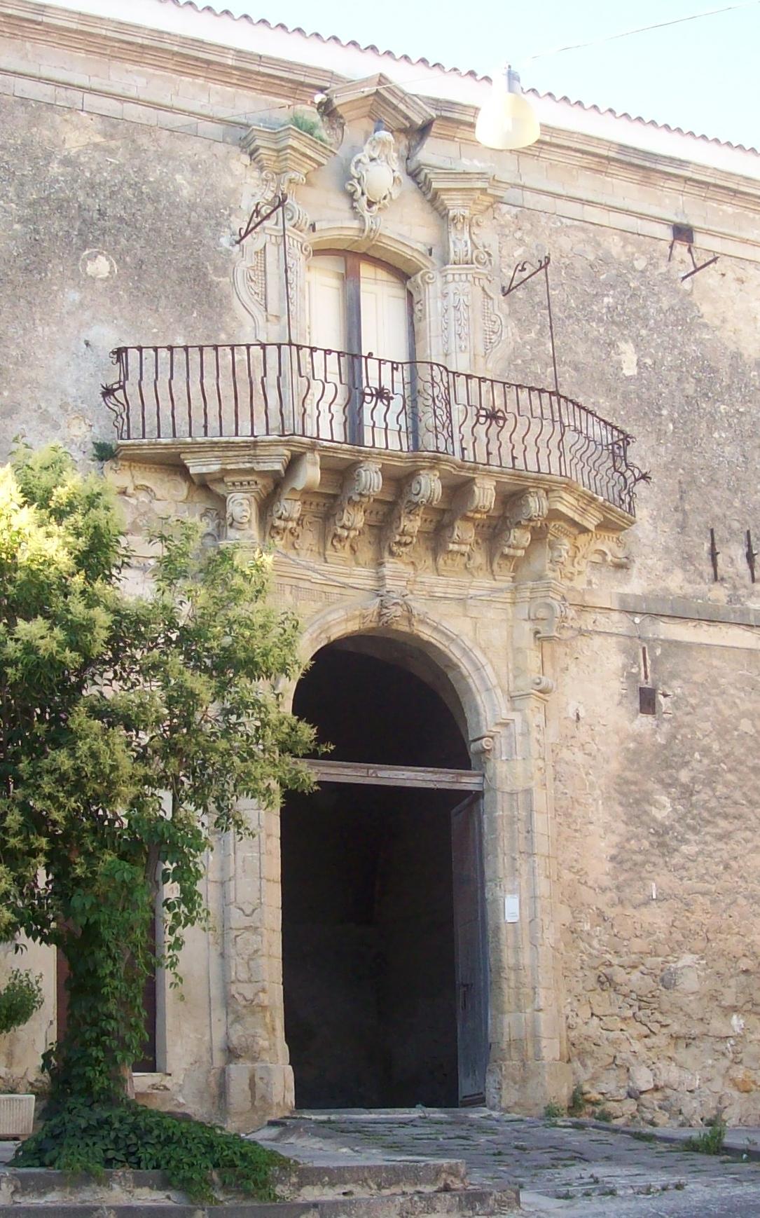 Palazzo Mugnos