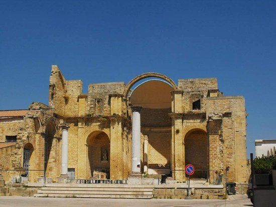 Ruderi Dell'antico Duomo Di Salemi