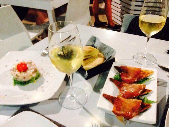 Enoteca Versi di Rosso