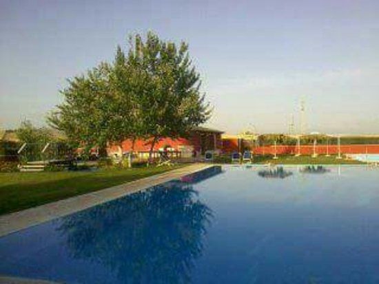 Tanguera Village Club